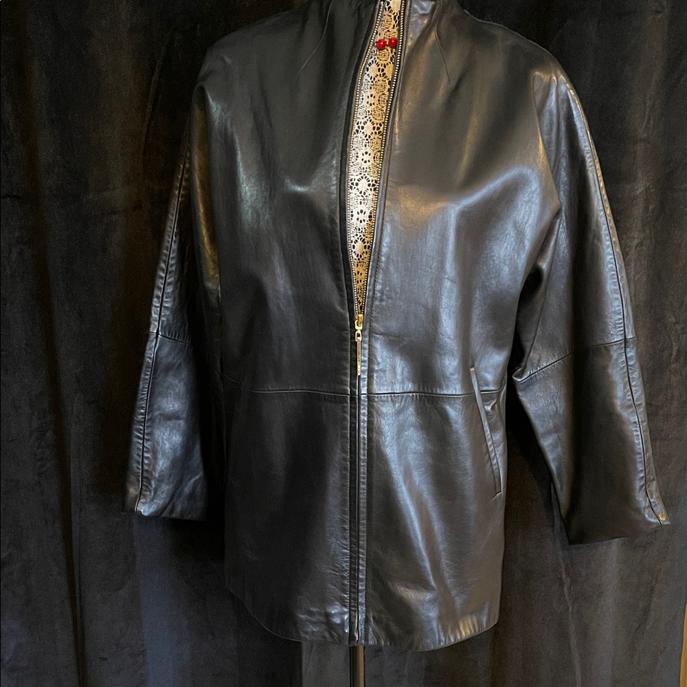 Ellen Tracy Black Leather Jacket with Gold Zipper - Picture 3 of 8